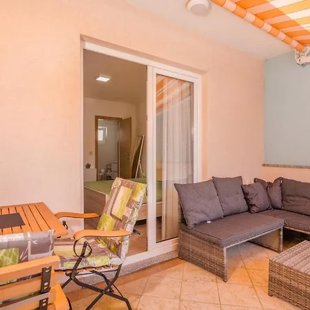 Stella Di Mare Apartment